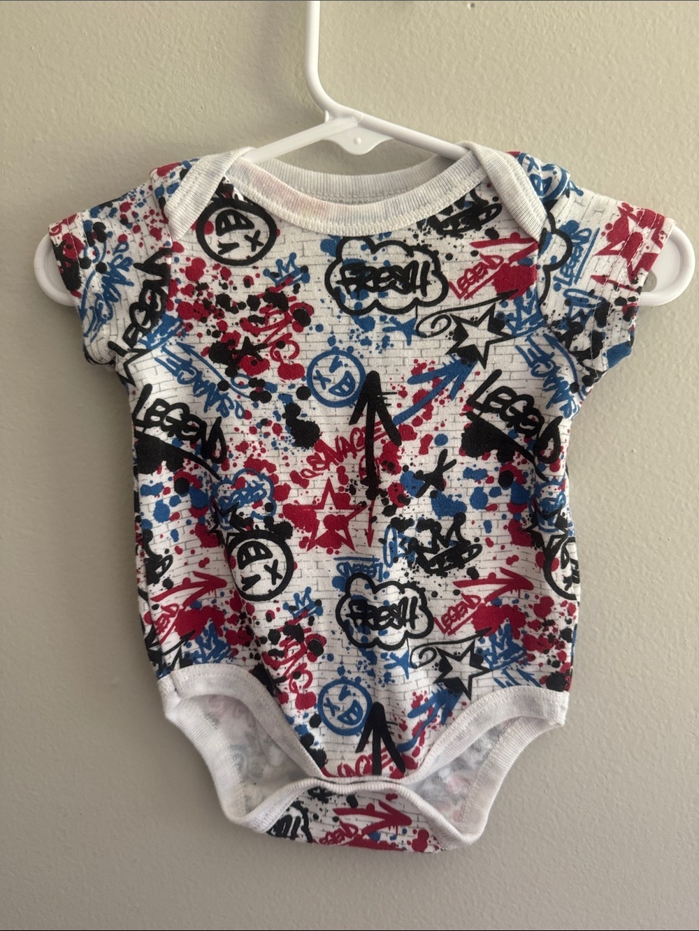 Baby Graphic Print One-Piece Bodysuit in White with Red & Blue